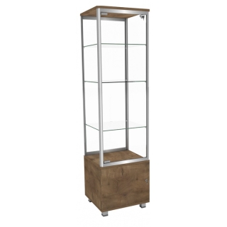 Witryna z szafką, idealna do ekspozycji pucharów i nagród