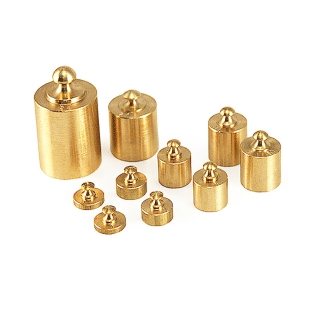Odważniki mosiężne, 10 sztuk | Pomoce dydaktyczne do pracowni matematycznej/fizycznej
